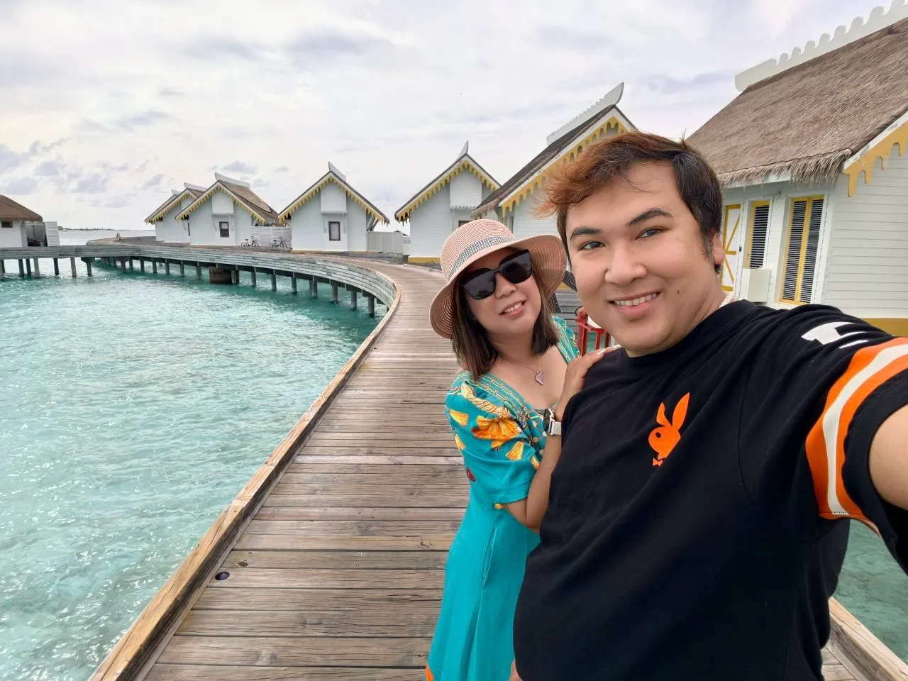 ครูพี่อ้นและครูริชา